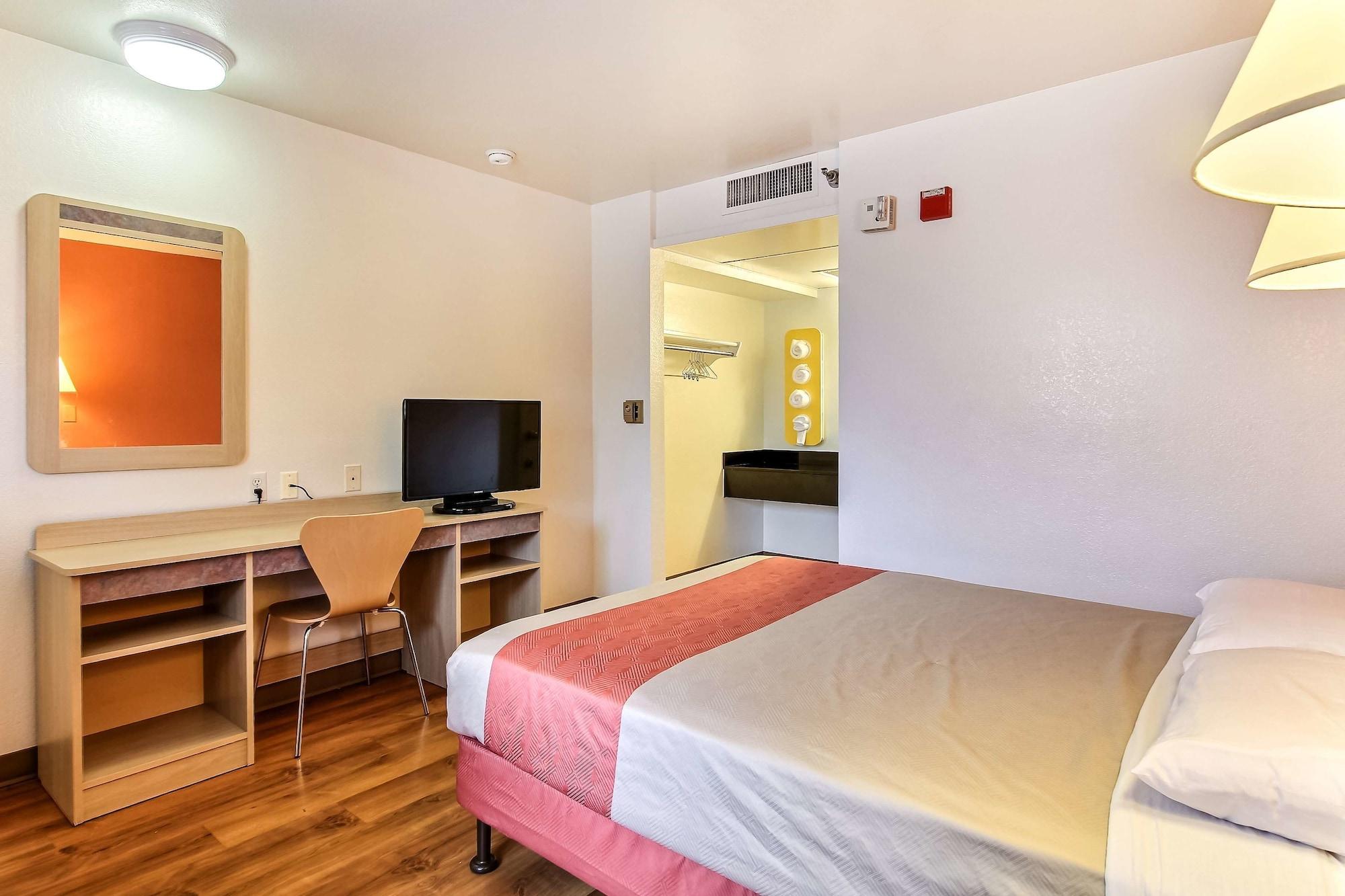 Motel 6-Salinas, Ca - South - Monterey Area Dış mekan fotoğraf