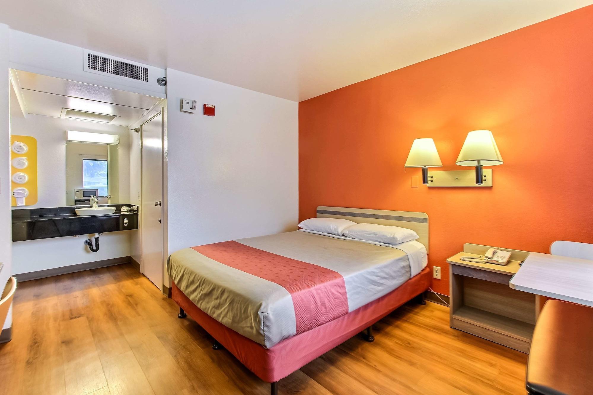 Motel 6-Salinas, Ca - South - Monterey Area Dış mekan fotoğraf