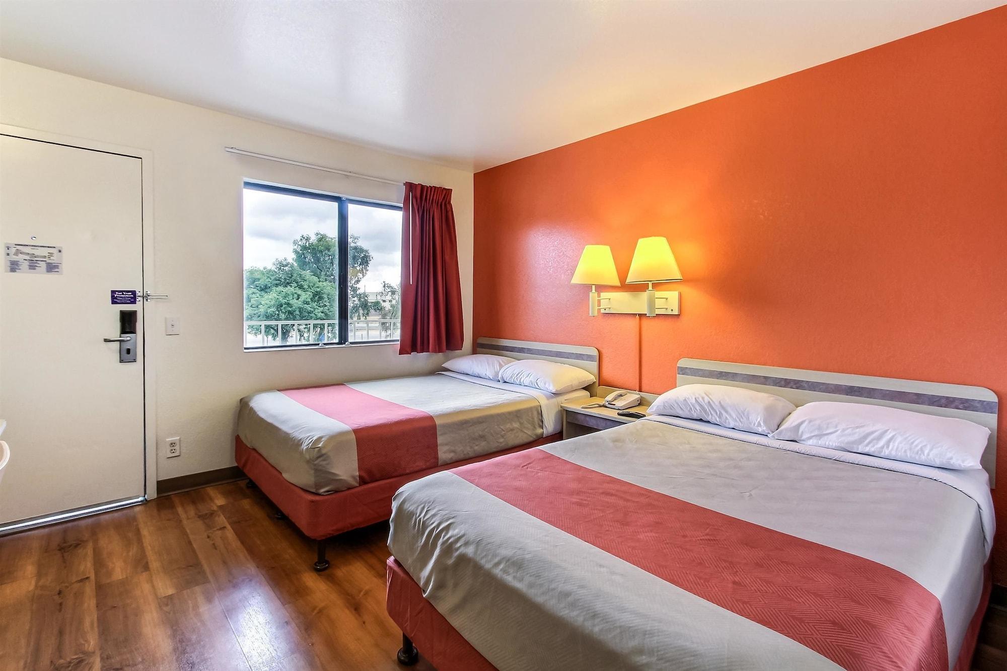 Motel 6-Salinas, Ca - South - Monterey Area Dış mekan fotoğraf