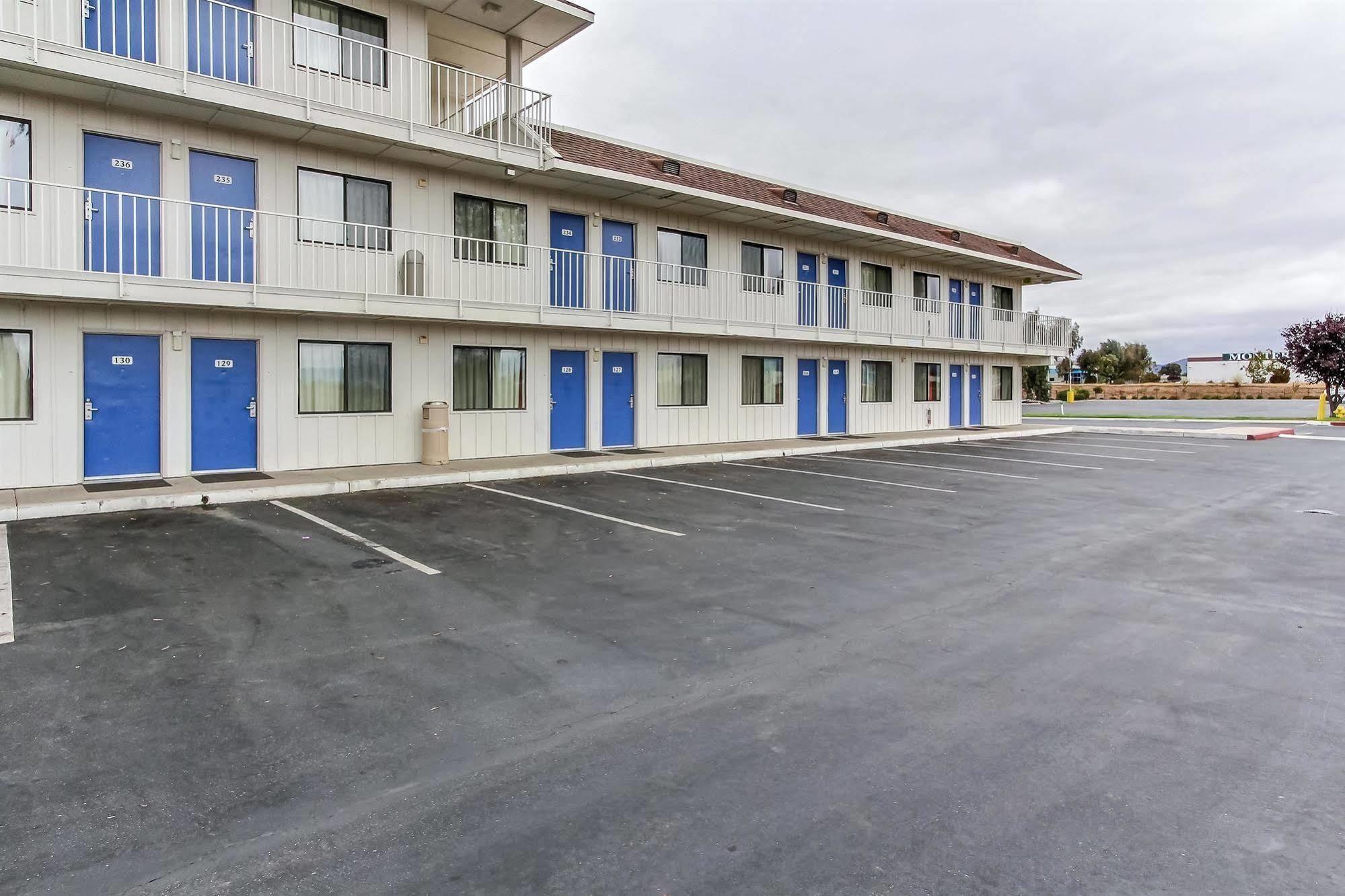 Motel 6-Salinas, Ca - South - Monterey Area Dış mekan fotoğraf